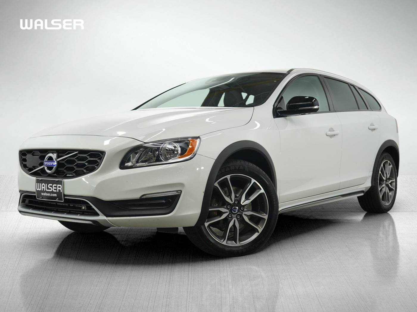 2018 Volvo V60 Cross Country
