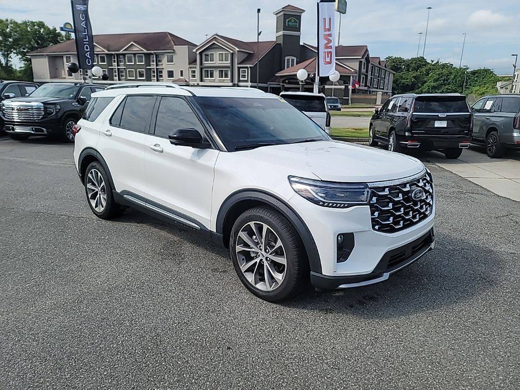 2025 Ford Explorer