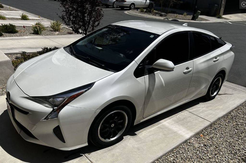 2017 Toyota Prius