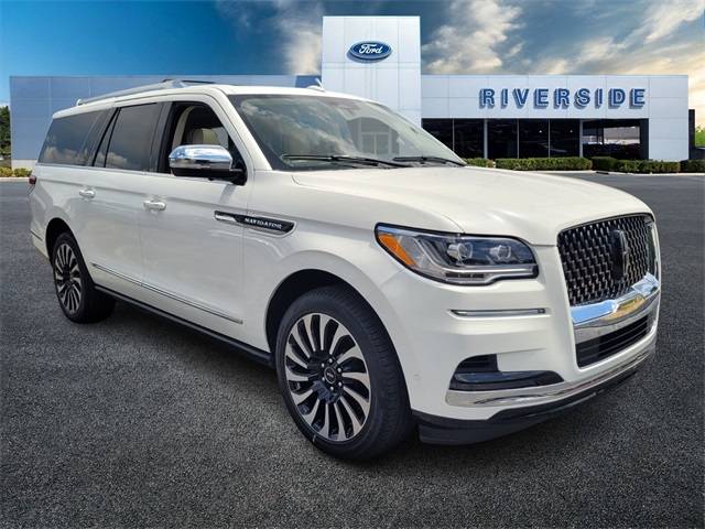 2022 Lincoln Navigator L