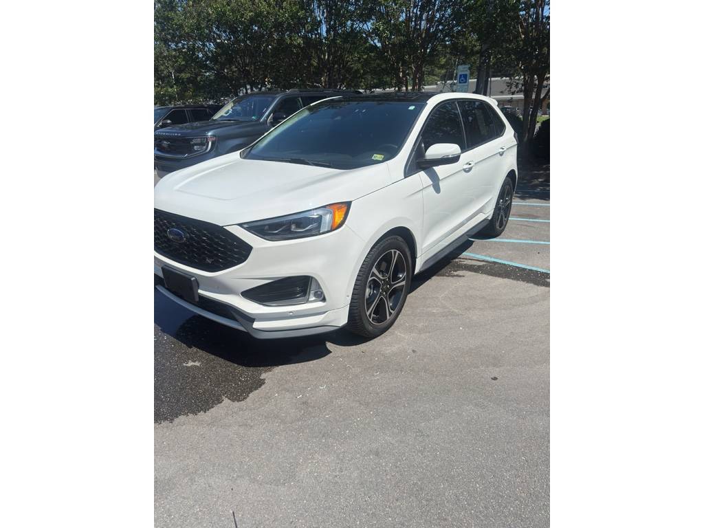 2020 Ford Edge