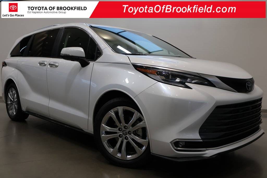 2023 Toyota Sienna