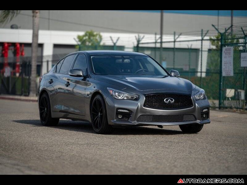 2015 Infiniti Q50