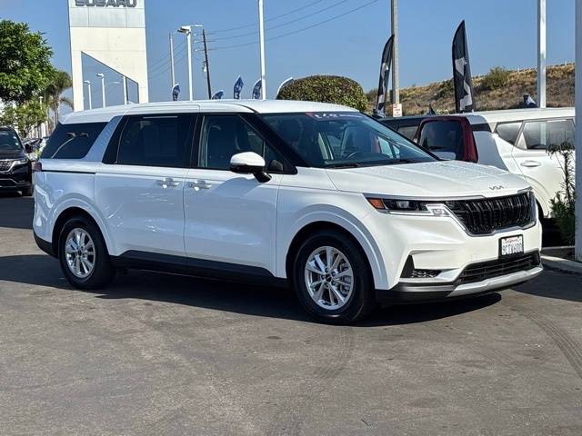 2023 Kia Carnival