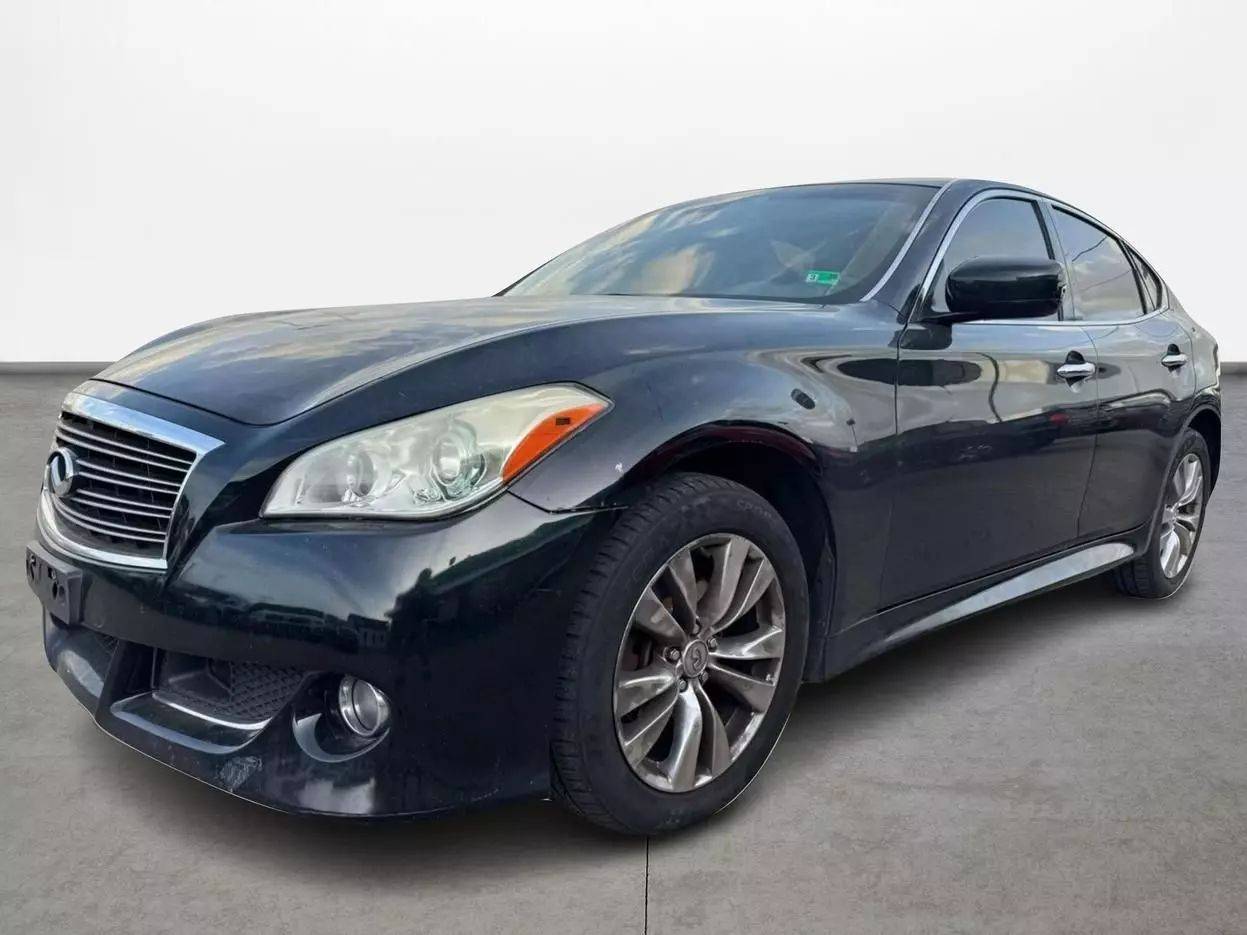 2011 Infiniti M37