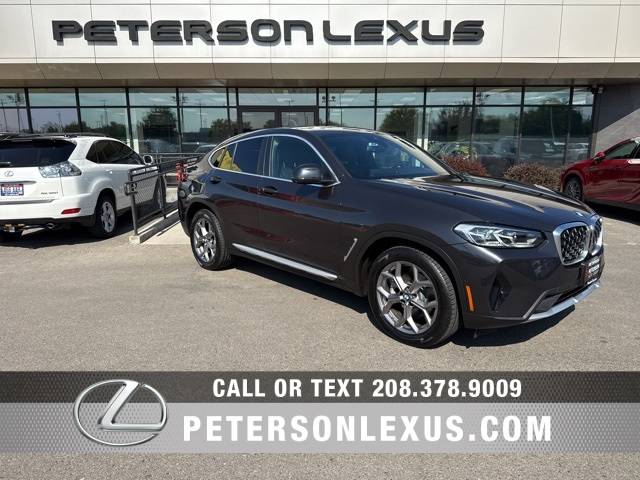 2022 BMW X4