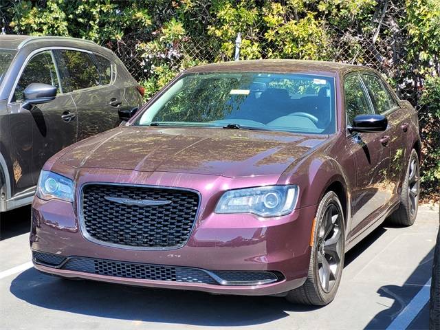 2021 Chrysler 300