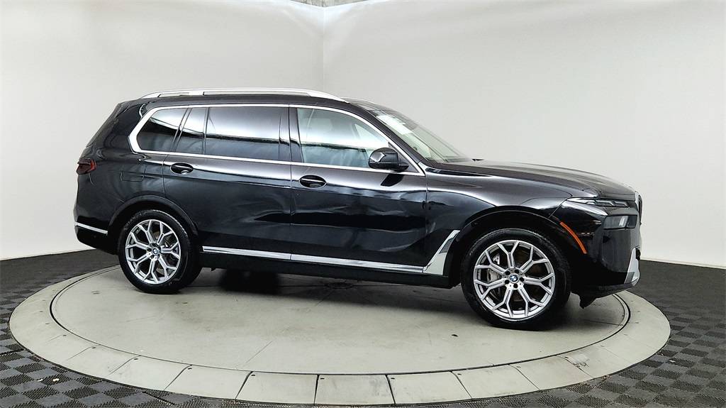 2024 BMW X7