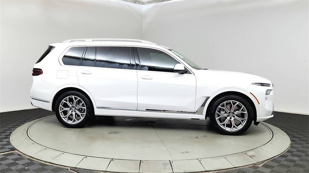 2024 BMW X7