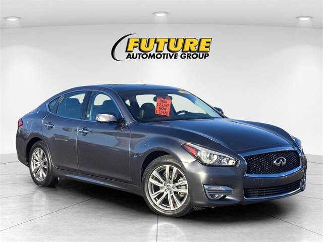 2018 Infiniti Q70