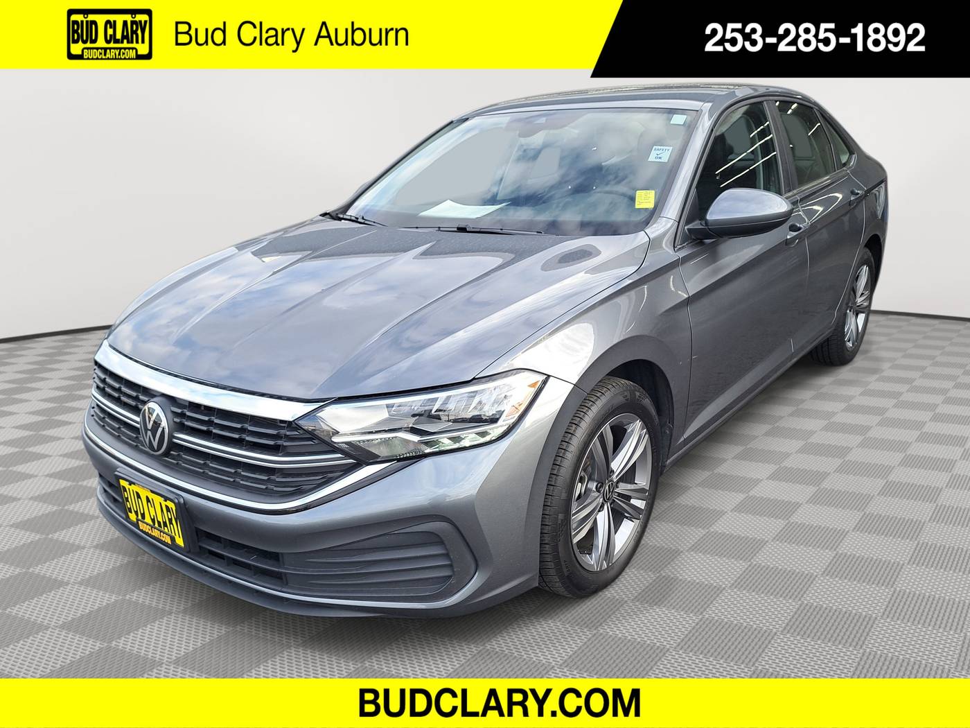 2024 Volkswagen Jetta SE — Sedan — 22,470 mi — Auburn, WA