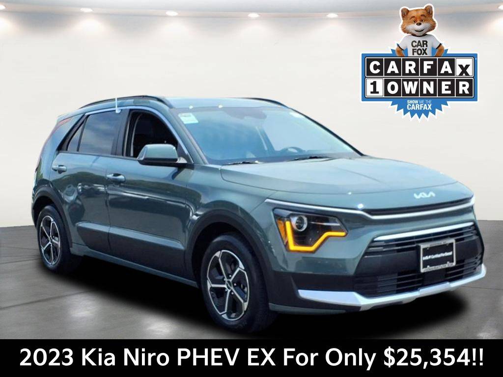 2023 Kia Niro Plug-In Hybrid EX — SUV — 6,833 mi — Bohemia, NY