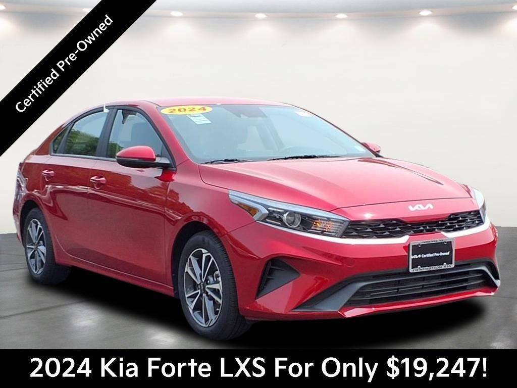 2024 Kia Forte LXS — Sedan — 4,222 mi — Bohemia, NY