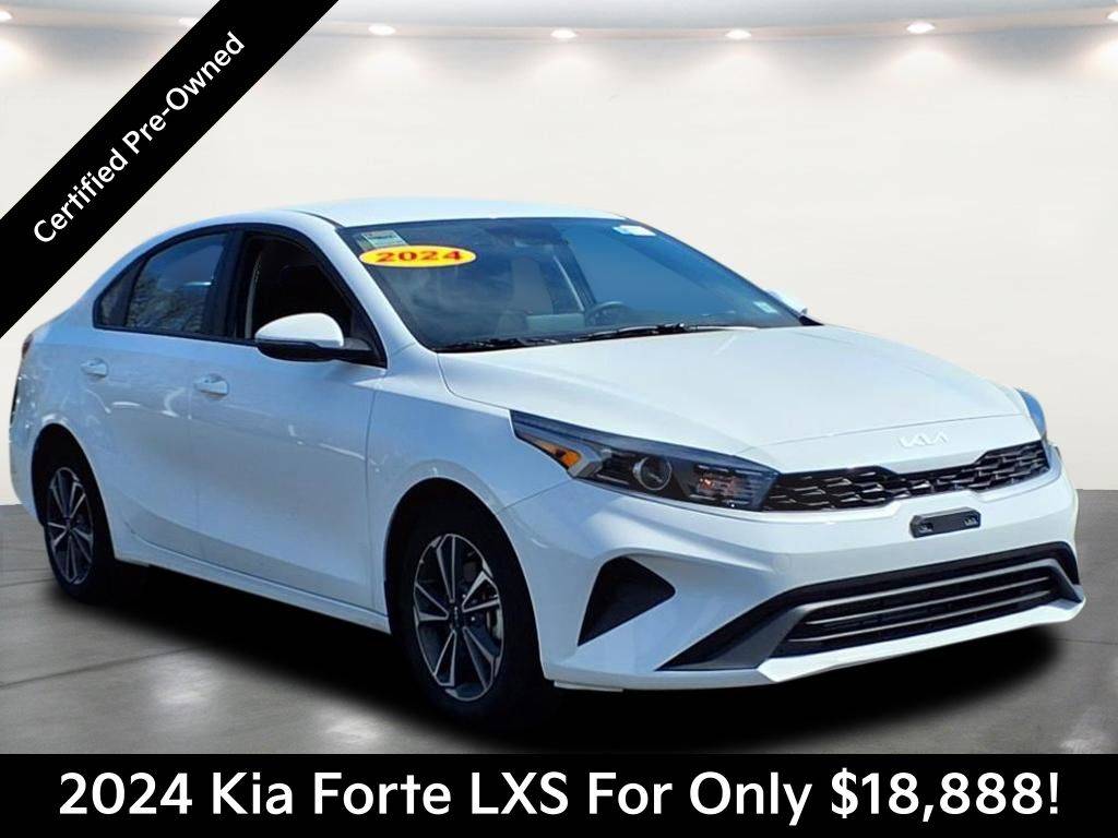 2024 Kia Forte LXS — Sedan — 4,848 mi — Bohemia, NY