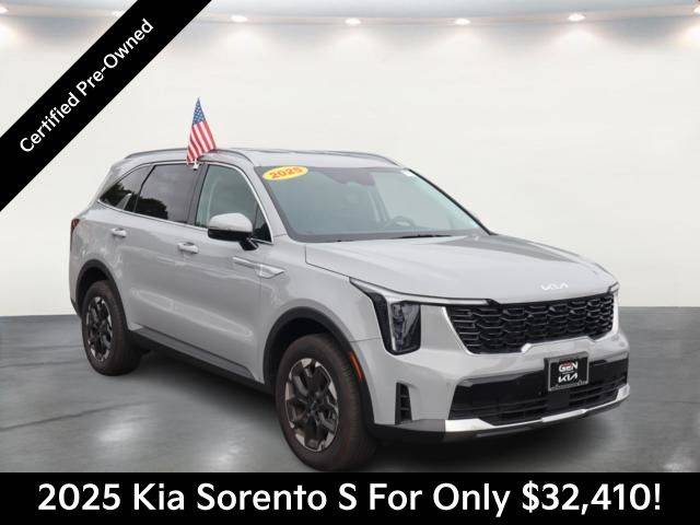 2025 Kia Sorento S — SUV — 5,069 mi — Bohemia, NY