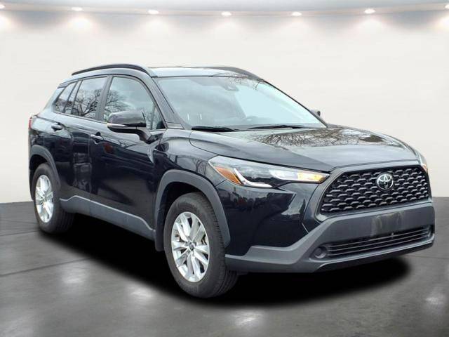 2022 Toyota Corolla Cross LE — SUV — 20,405 mi — Bohemia, NY