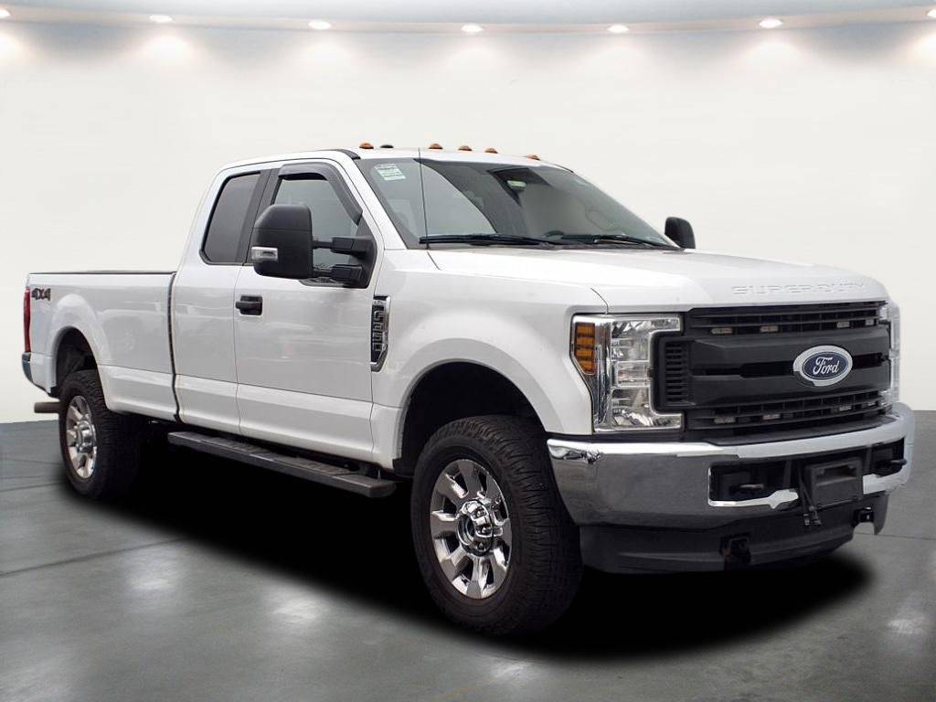 2019 Ford Super Duty F-350 XL — Pickup Truck — 68,242 mi — Bohemia, NY