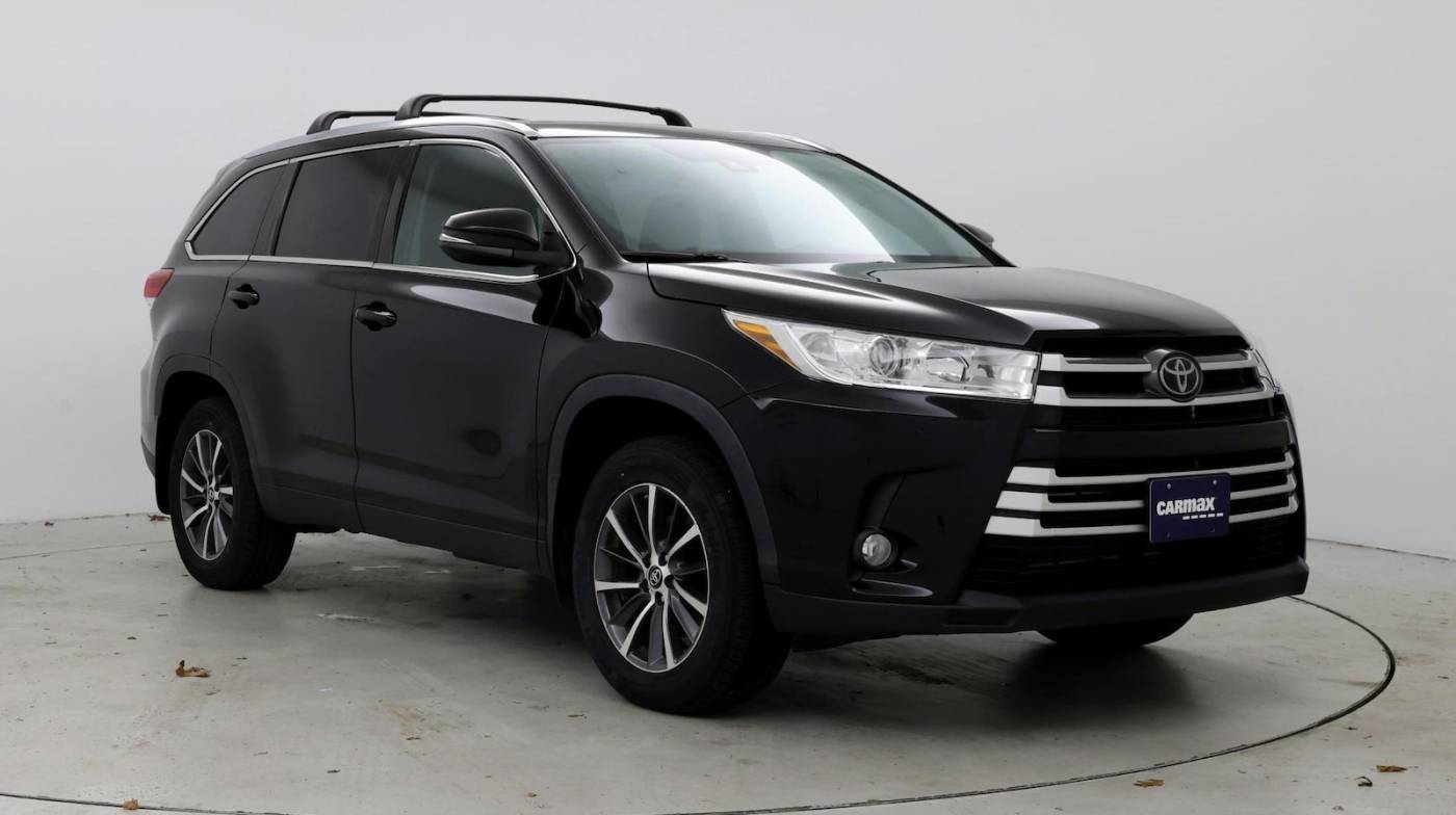 2019 Toyota Highlander XLE — SUV — 66,570 mi — North Attleborough, MA