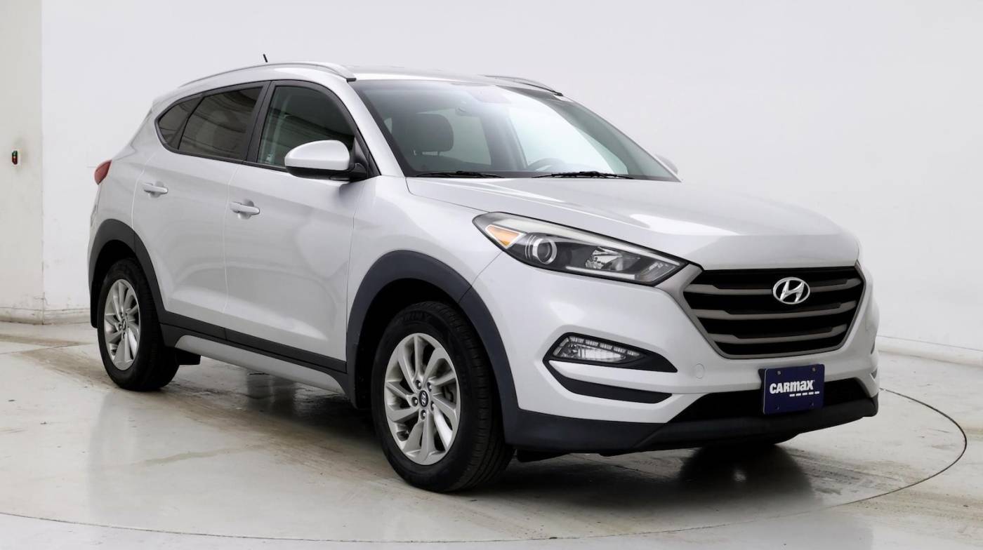 2016 Hyundai Tucson SE — SUV — 84,429 mi — North Attleborough, MA