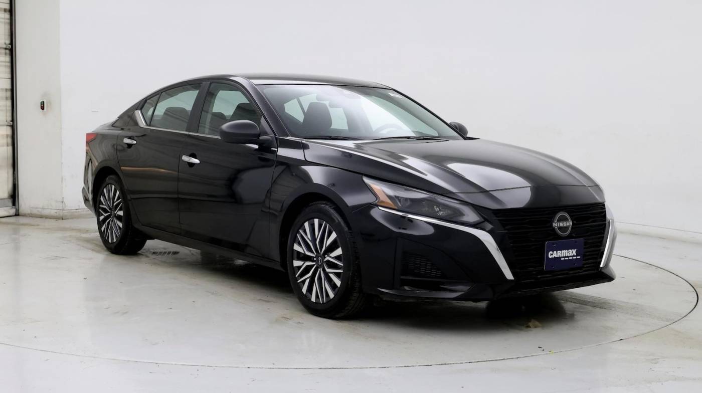2024 Nissan Altima SV — Sedan — 32,505 mi — North Attleborough, MA
