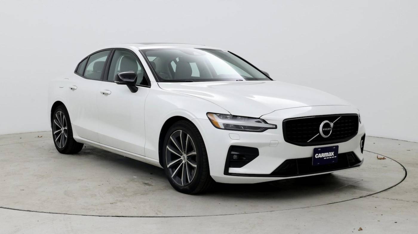 2022 Volvo S60 Momentum — Sedan — 39,227 mi — North Attleborough, MA