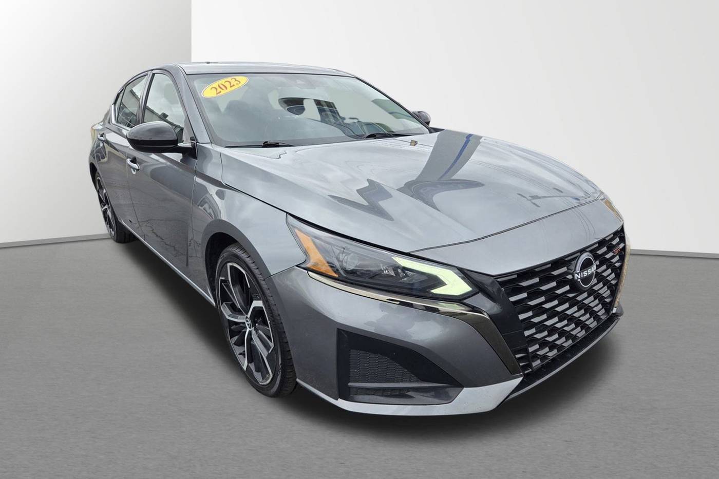 2023 Nissan Altima SR — Sedan — 55,494 mi — Harvard, IL