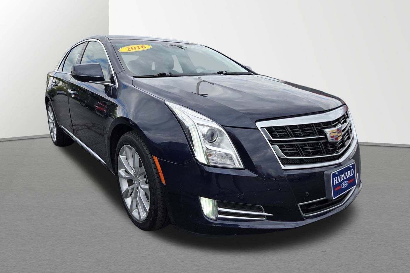 2016 Cadillac XTS Luxury Collection — Sedan — 58,157 mi — Harvard, IL