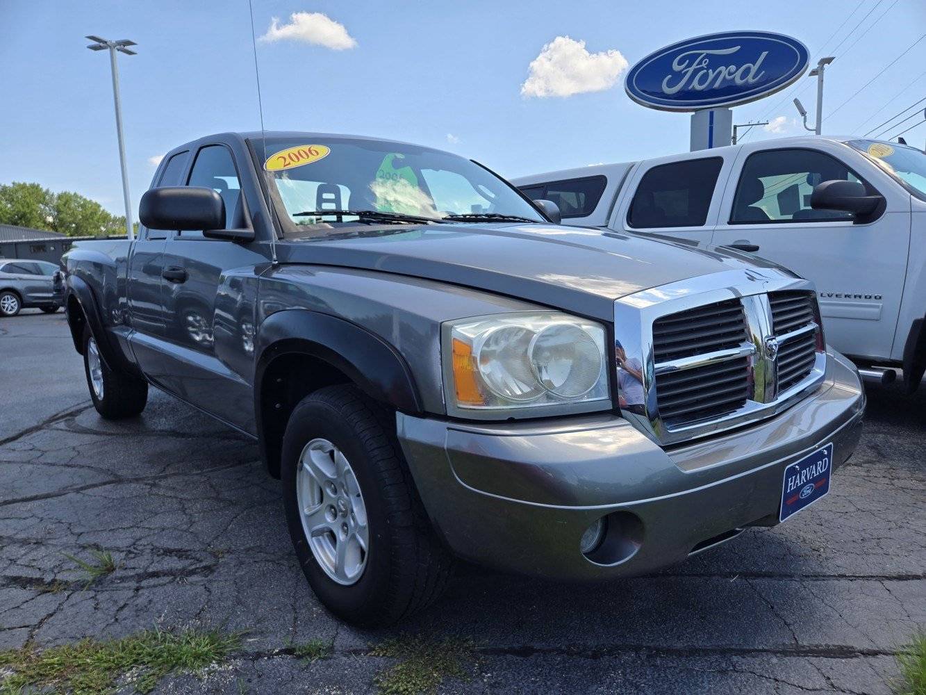 2006 Dodge Dakota SLT — Pickup Truck — 62,292 mi — Harvard, IL