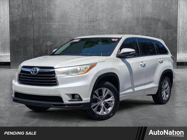 2014 Toyota Highlander LE Plus — SUV — 121,051 mi — Greenacres, FL