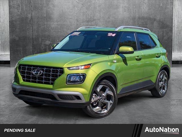 2024 Hyundai Venue SEL — SUV — 9,617 mi — Greenacres, FL