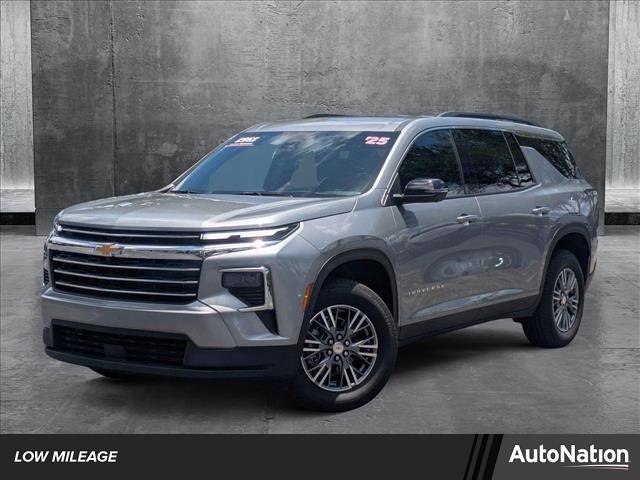 2025 Chevrolet Traverse LT — SUV — 1,756 mi — Greenacres, FL