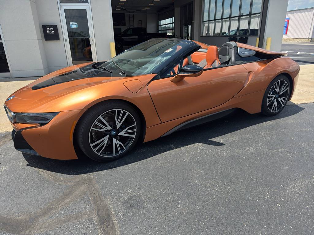 2019 BMW i8 Roadster