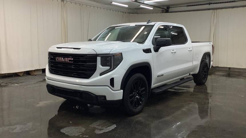 2023 GMC Sierra 1500 Elevation — Pickup Truck — 32,303 mi — Warsaw, IN