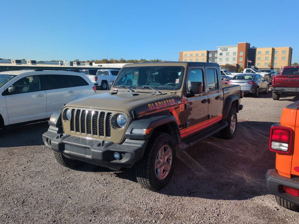 2020 Jeep Gladiator Sport S — Pickup Truck — 47,945 mi — Warsaw, IN
