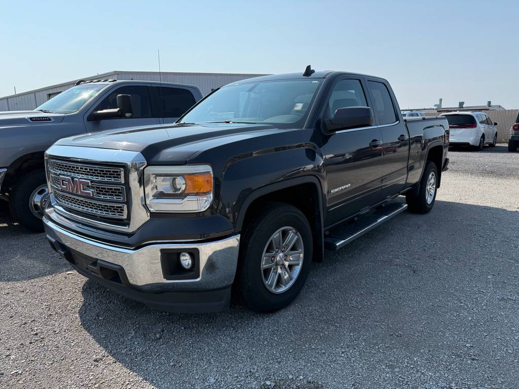 2015 GMC Sierra 1500 SLE — Pickup Truck — 126,338 mi — Warsaw, IN