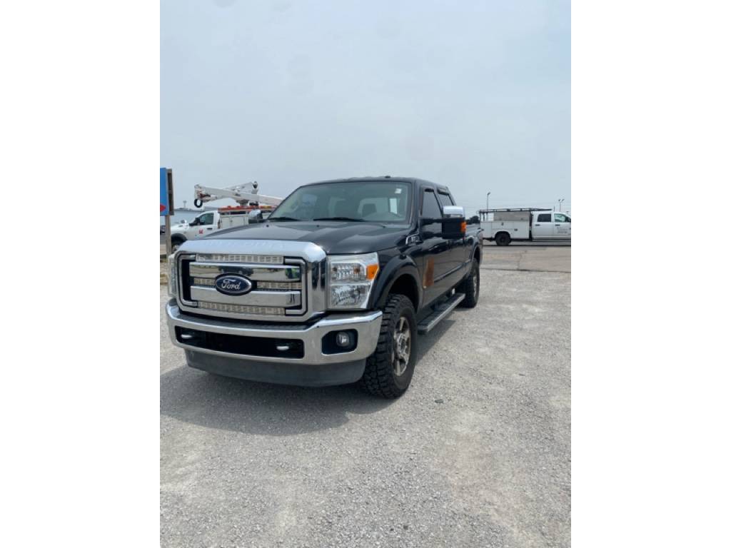 2011 Ford Super Duty F-250 Lariat — Pickup Truck — 114,000 mi — Warsaw, IN