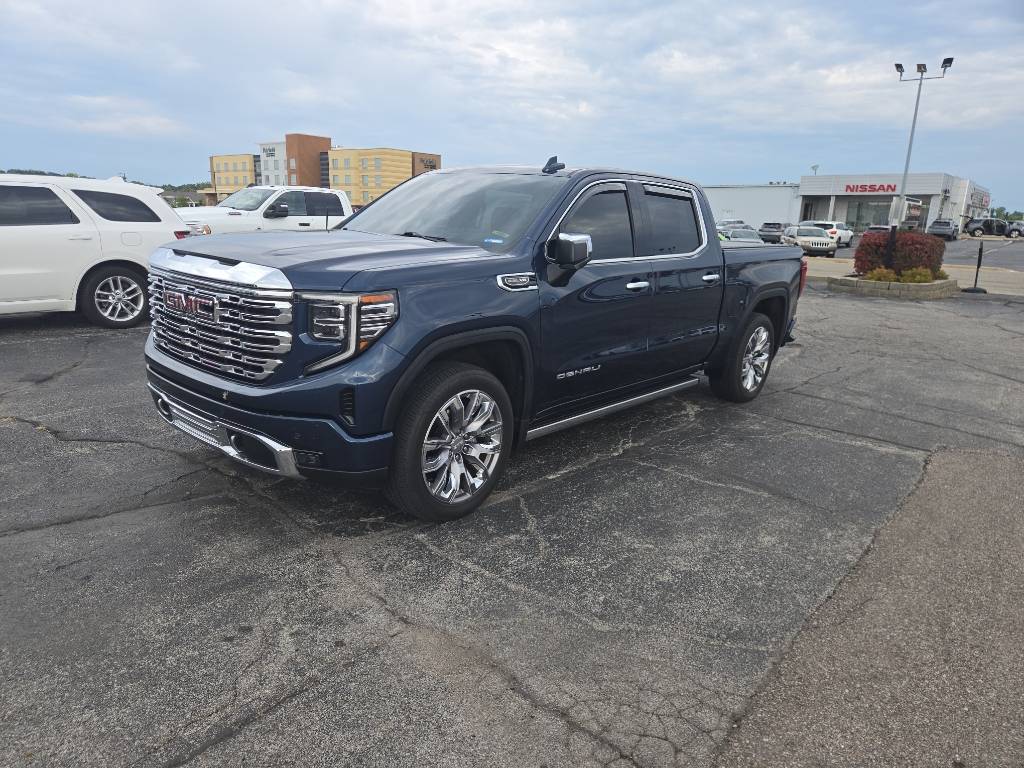 2022 GMC Sierra 1500 Denali — Pickup Truck — 24,855 mi — Warsaw, IN