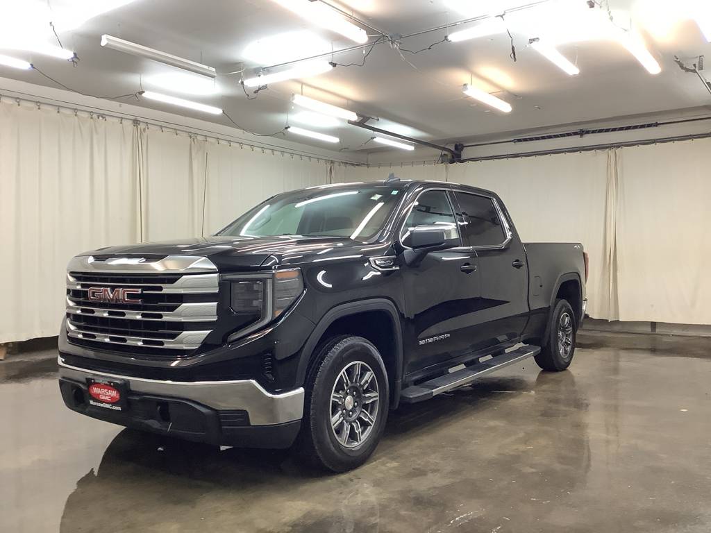 2025 GMC Sierra 1500 SLE — Pickup Truck — 10,468 mi — Warsaw, IN