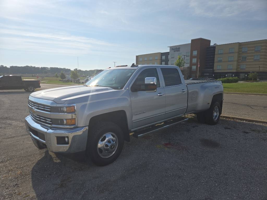 2015 Chevrolet Silverado 3500HD LTZ — Pickup Truck — 72,010 mi — Warsaw, IN
