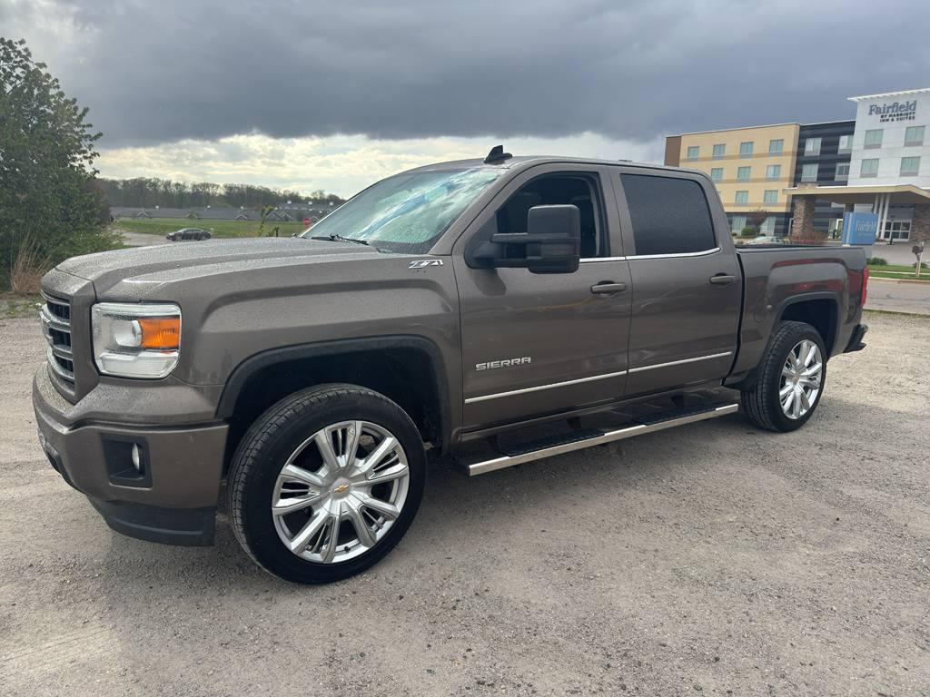 2015 GMC Sierra 1500 SLE — Pickup Truck — 90,159 mi — Warsaw, IN