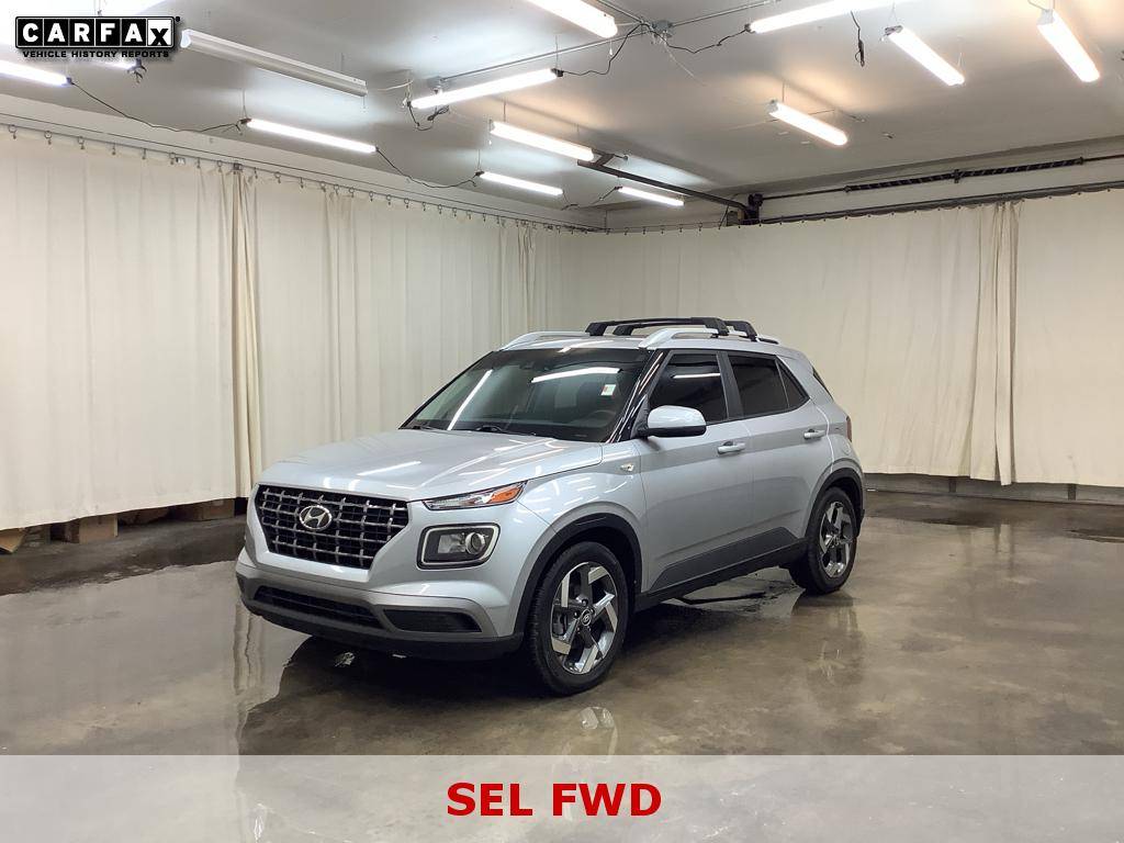 2022 Hyundai Venue SEL — SUV — 15,528 mi — Warsaw, IN