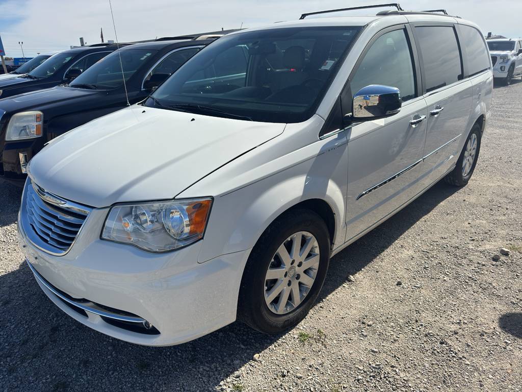 2012 Chrysler Town & Country Touring-L — Minivan — 98,564 mi — Warsaw, IN