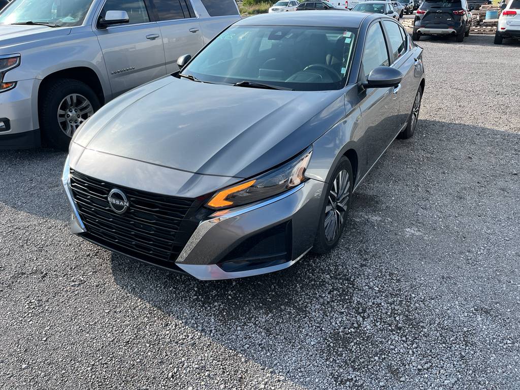 2023 Nissan Altima SV — Sedan — 55,532 mi — Warsaw, IN