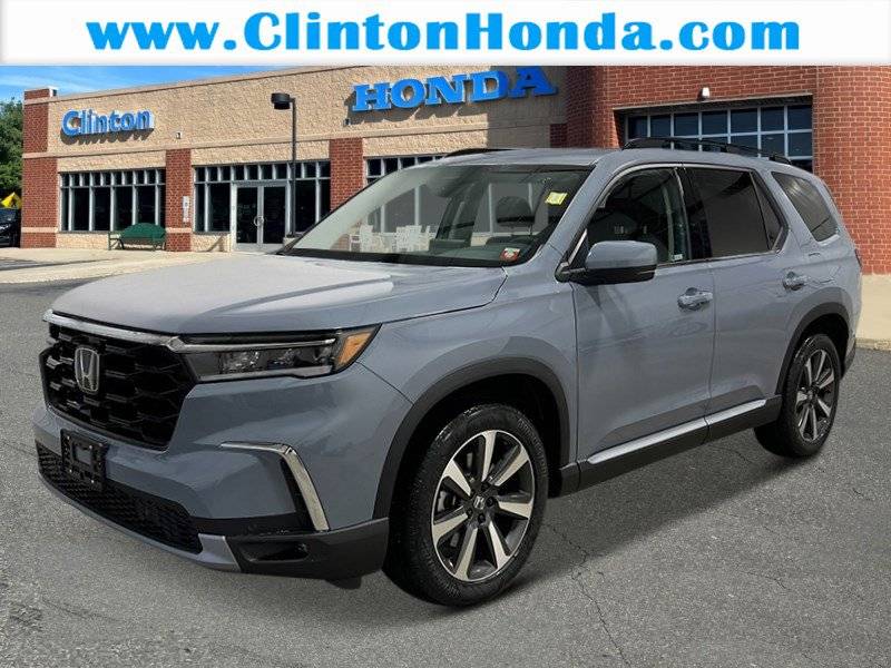 2025 Honda Pilot Touring