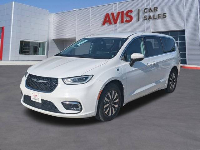 2023 Chrysler Pacifica Hybrid Touring L — Minivan — 61,604 mi — Katy, TX