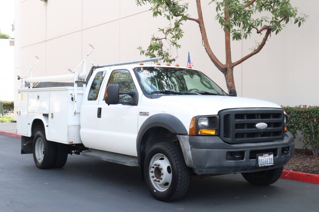 2006 Ford Super Duty F-450 Chassis Cab XL — Chassis Cab Truck — 67,591 mi — San Diego, CA