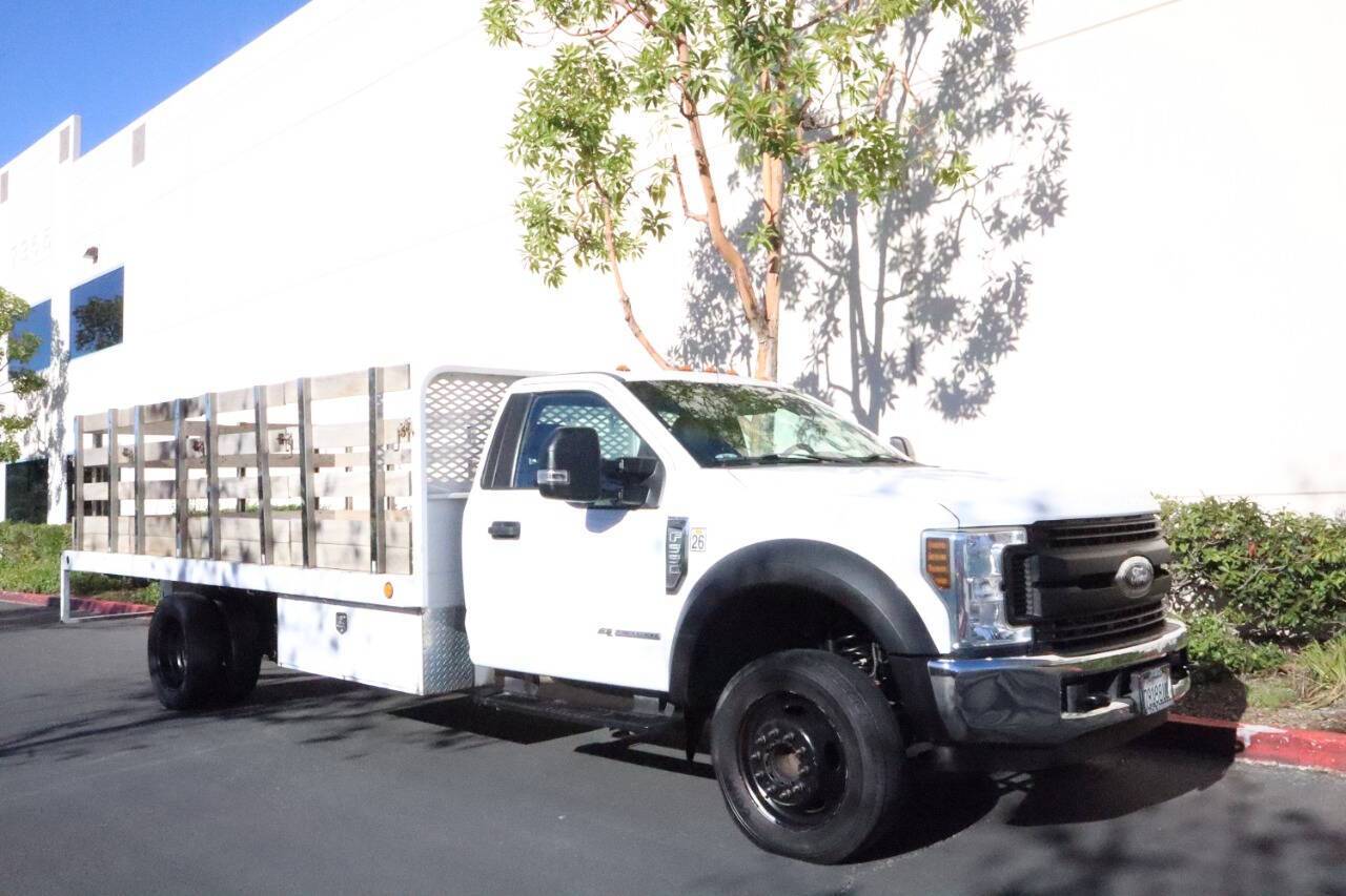 2019 Ford Super Duty F-550 Chassis Cab XL — Chassis Cab Truck — 107,419 mi — San Diego, CA