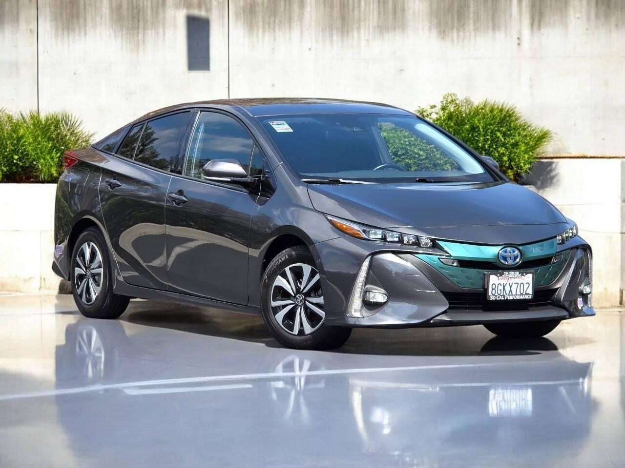 2017 Toyota Prius Prime Plus — Hatchback — 33,913 mi — San Diego, CA