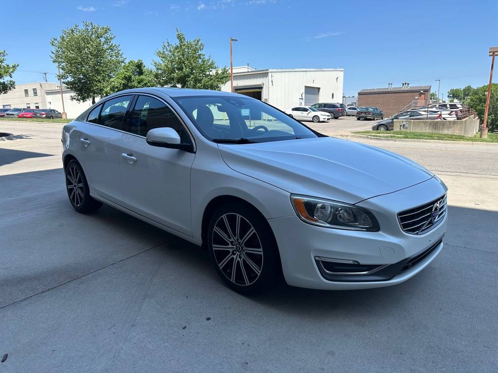 2015 Volvo S60 Drive-E — Sedan — 118,048 mi — Overland Park, KS