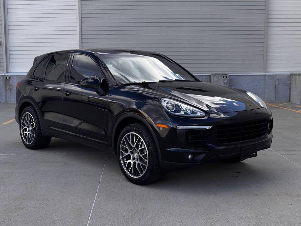 2015 Porsche Cayenne S — SUV — 181,788 mi — Overland Park, KS